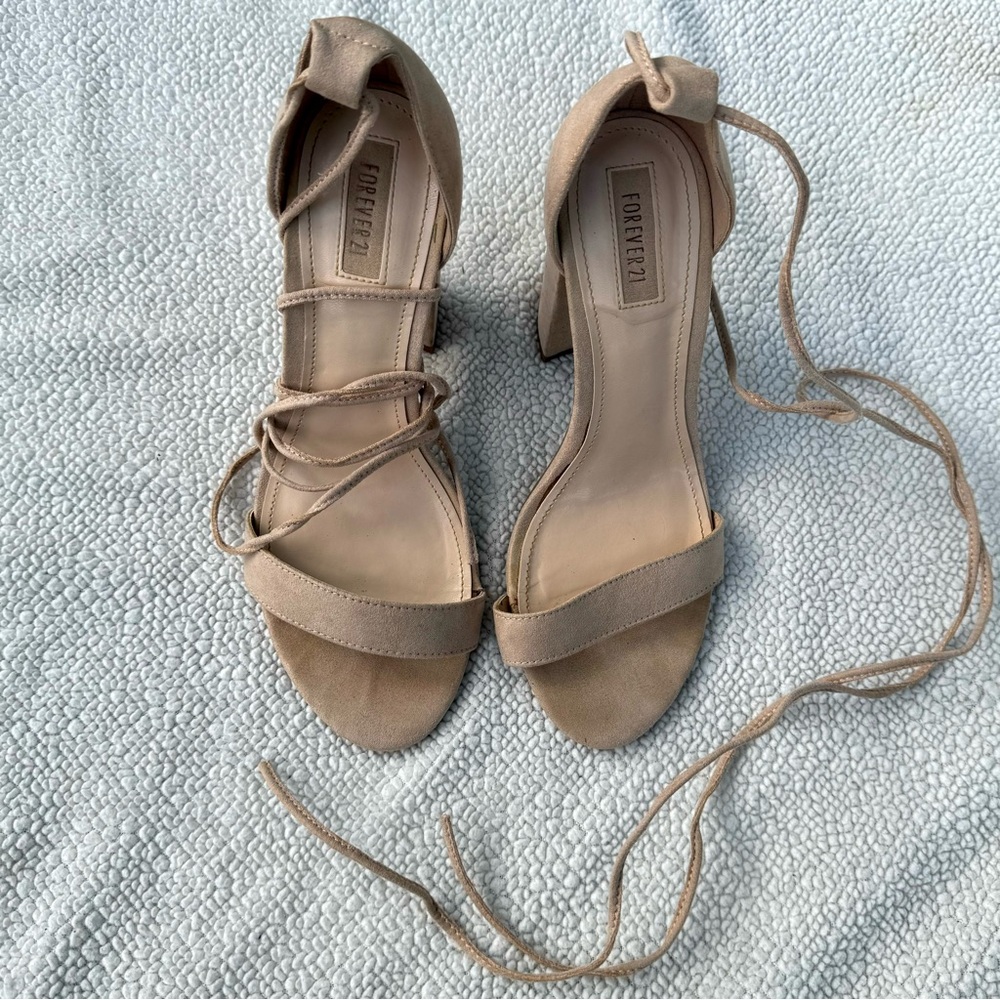 Elegant Tan Block Heel Sandals